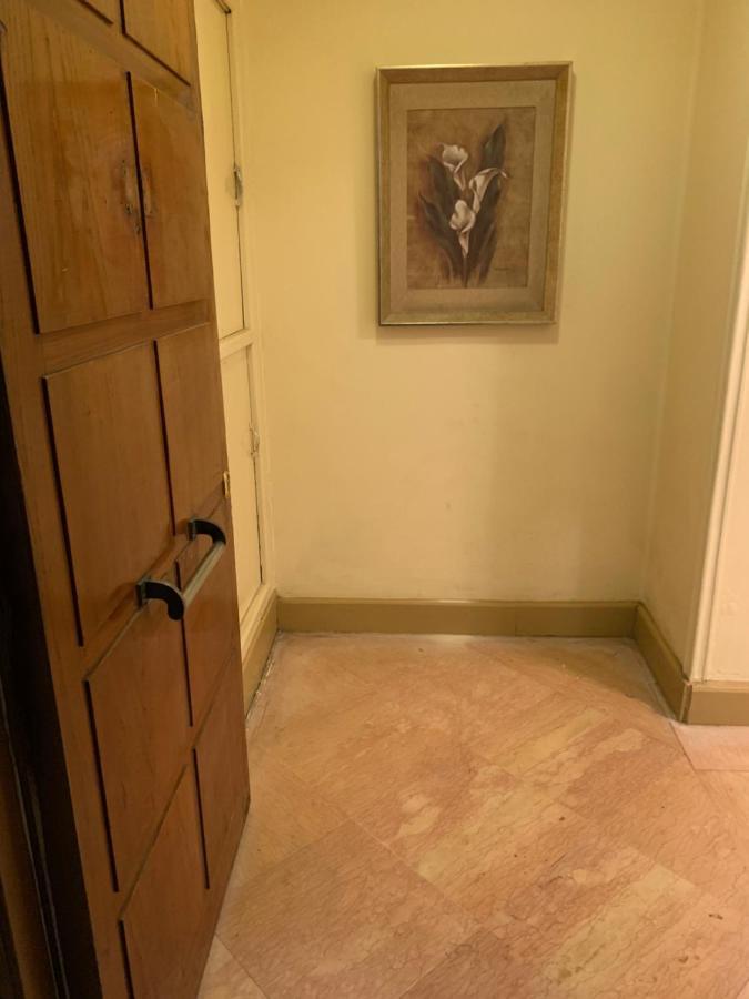 Prime Location 2 Bed , Near The Nile & Center Apartment Cairo