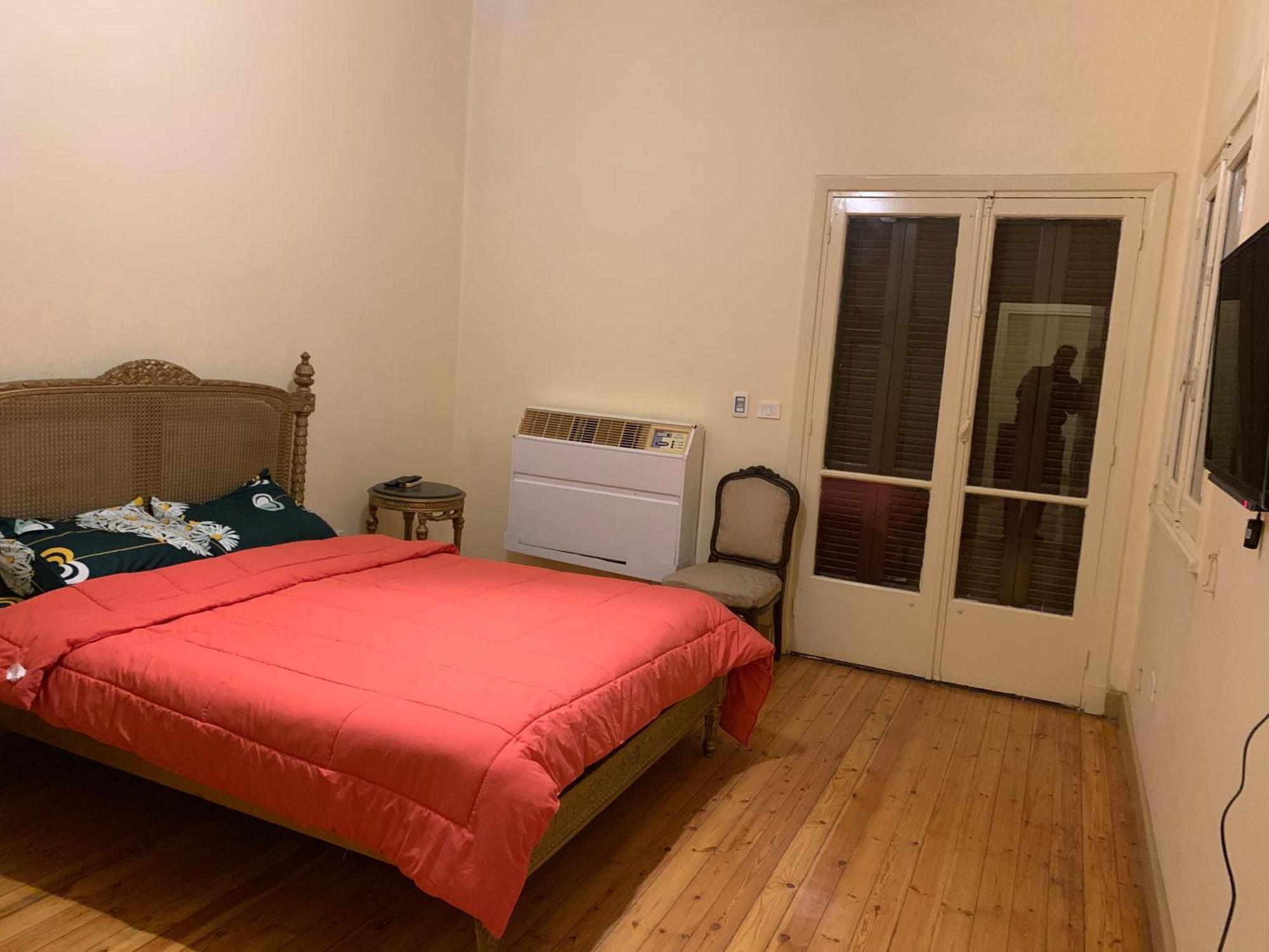 Prime Location 2 Bed , Near The Nile & Center Apartment Cairo