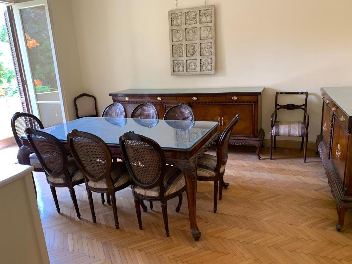 Prime Location 2 Bed , Near The Nile & Center * Le Caire